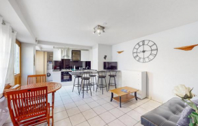 1 Bedroom Beautiful Apartment In Morlaix